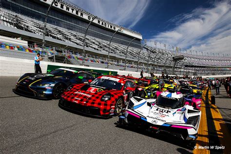 Rolex 24 hr daytona 2023